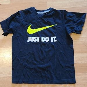 Boys short sleeve shirt